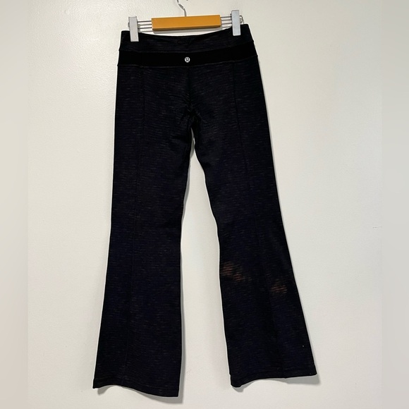 Lululemon Groove Pants Black Heathered Flare Leggings Size 6 - Picture 9 of 12